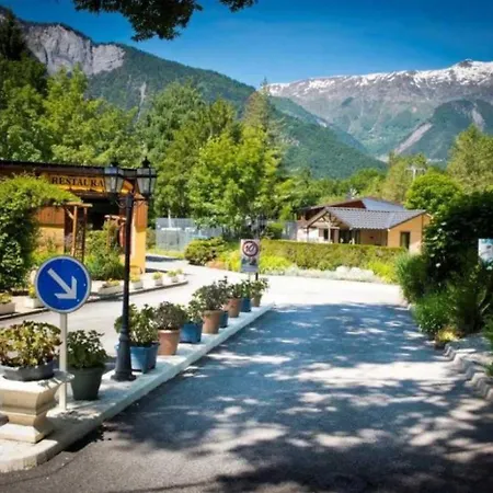 5 étoiles - Piscine - Eecefh * Le Bourg-dʼOisans